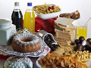 Ungesunde Ernährung ist Risikofaktor für einen Schlaganfall Ungesunde Ernährung ist Risikofaktor für einen Schlaganfall